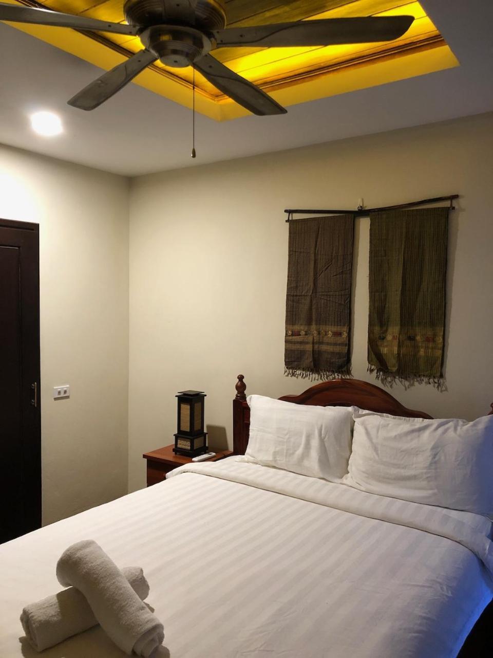 Mali House Ξενοδοχείο Λουάνγκ Πραμπάνγκ Εξωτερικό φωτογραφία